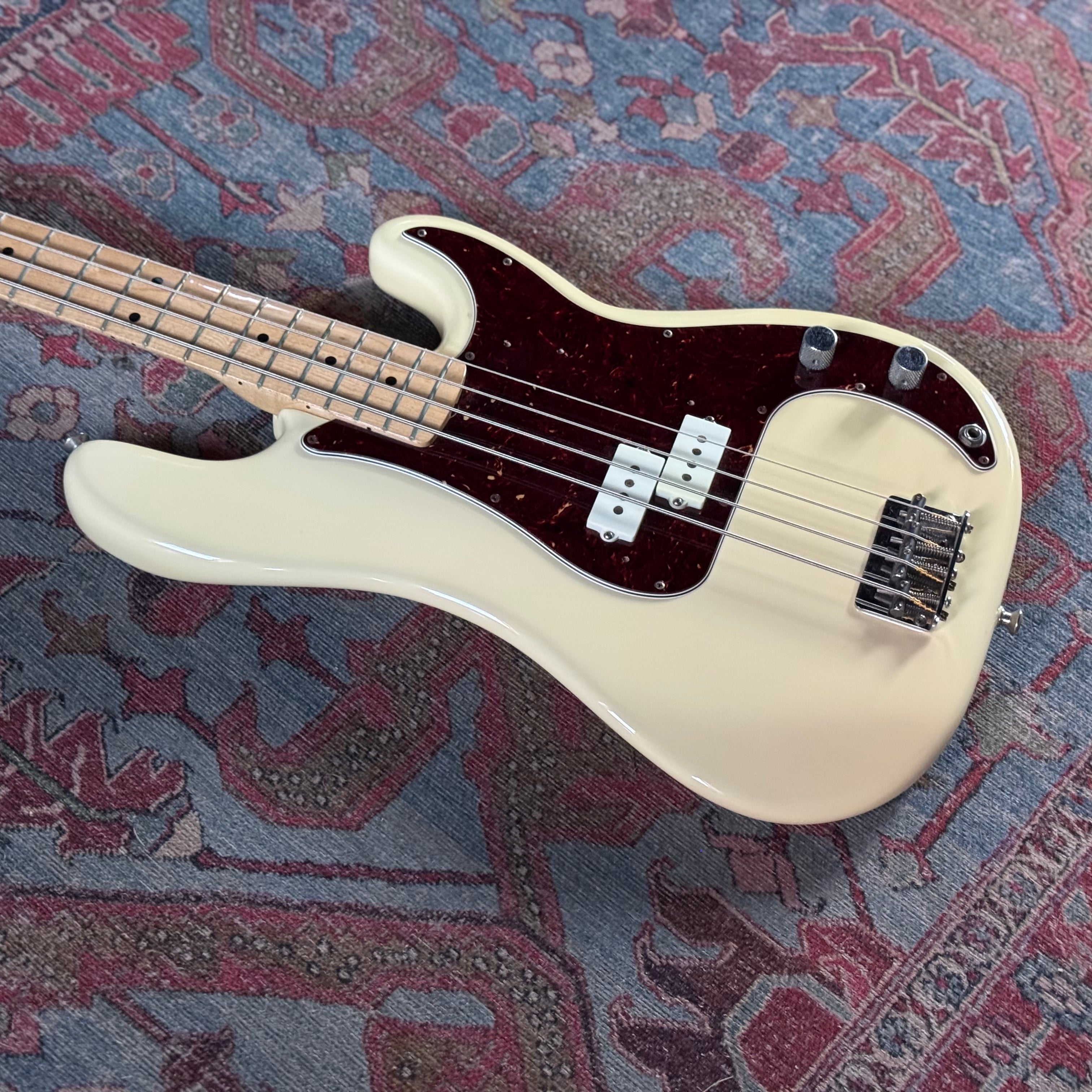 Fender Precision Bass Olympic White - 1983