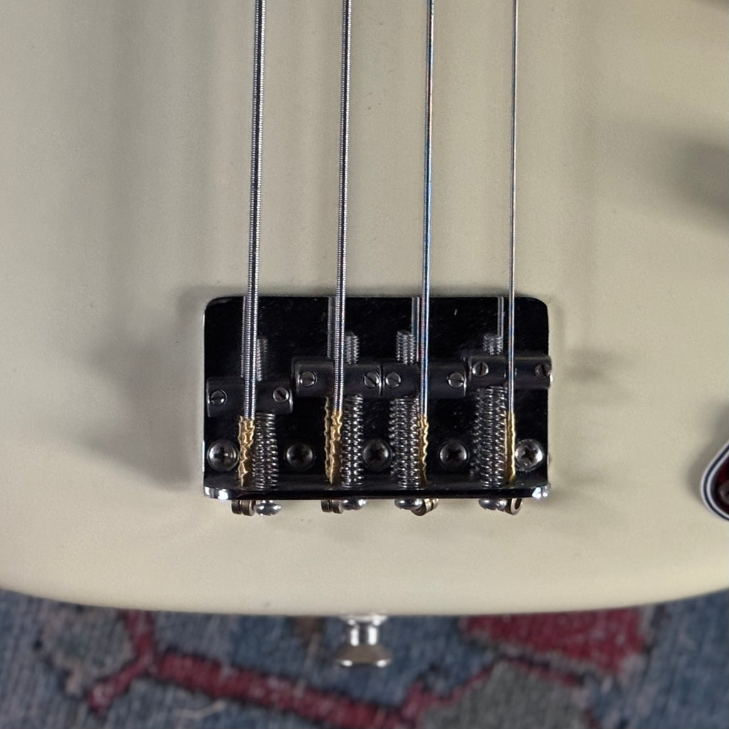 Fender Precision Bass Olympic White - 1983