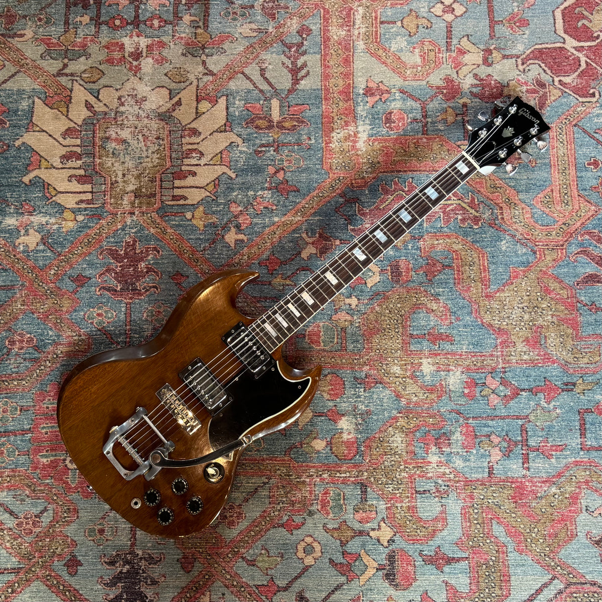 Gibson SG Standard Bigsby Walnut - 1973