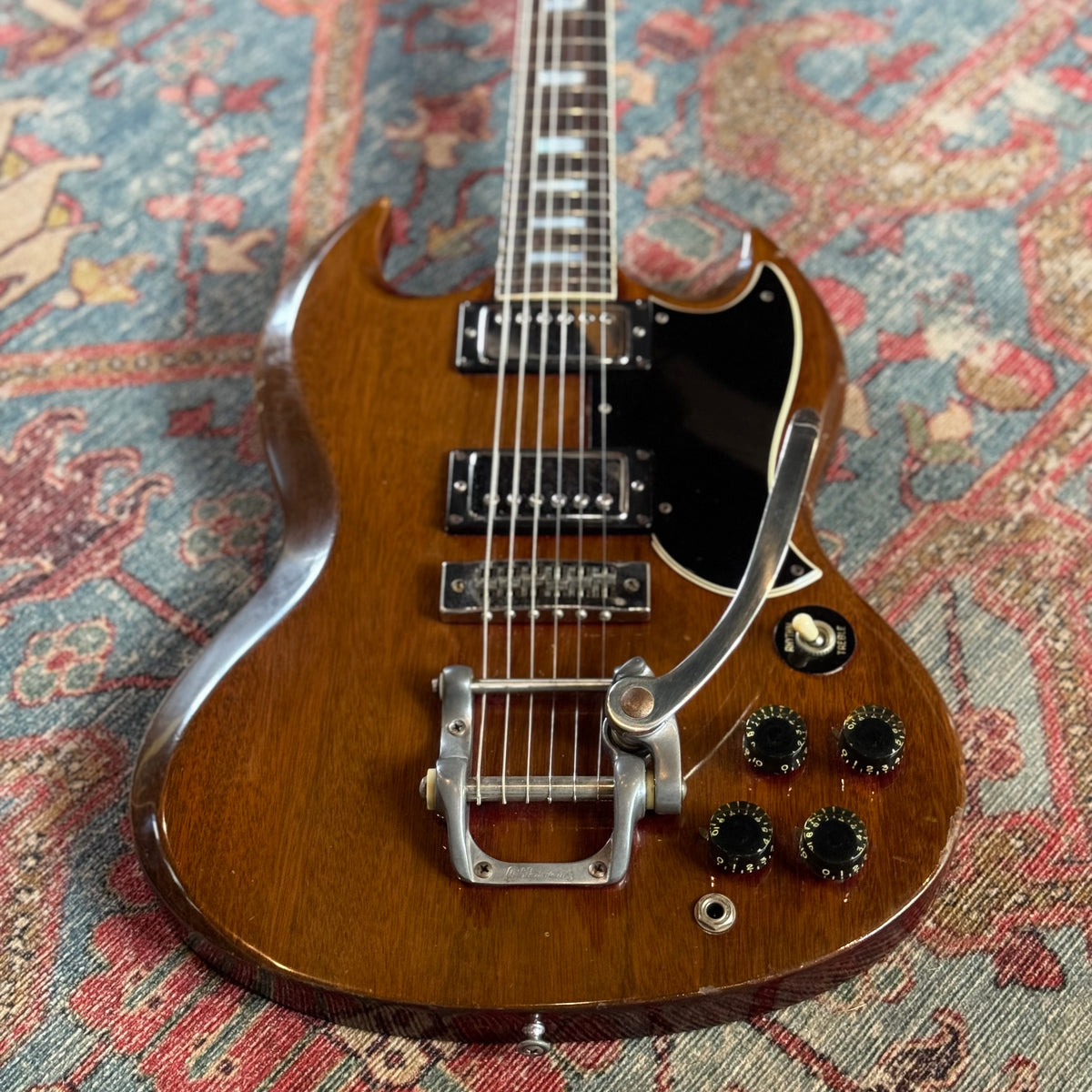 Gibson SG Standard Bigsby Walnut - 1973
