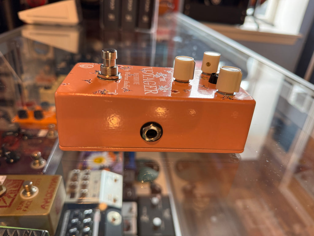Walrus Floral Voyager Overdrive
