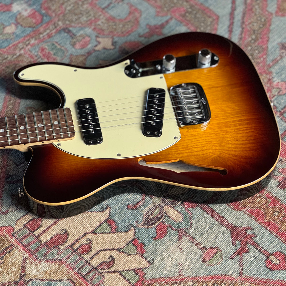G&L ASAT Special Semi-Hollow 3-Tone Sunburst - 2001
