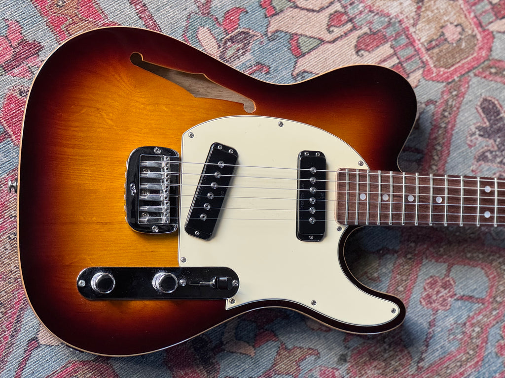 G&L ASAT Special Semi-Hollow 3-Tone Sunburst - 2001