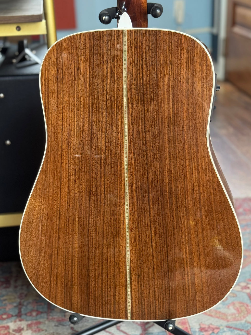 Martin HD-28 Ambertone - 2015
