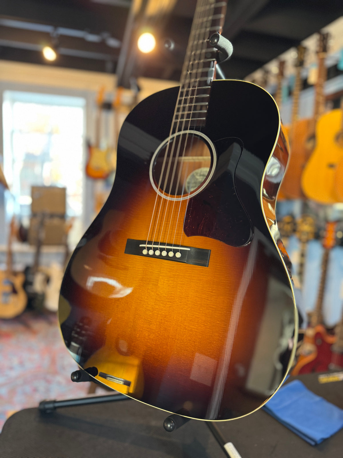 Collings CJ-45 T Sunburst - 2022